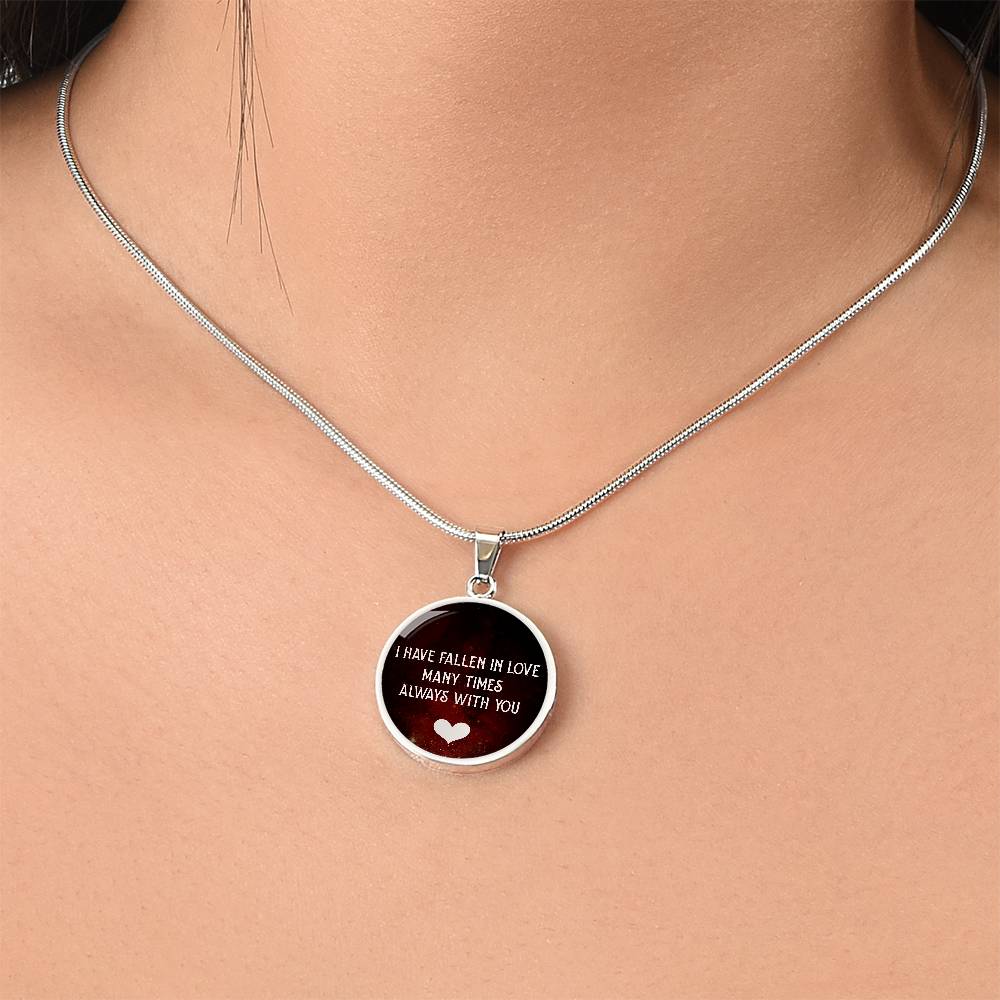 Luxury Graphic Circle Necklace - I have fallen in love