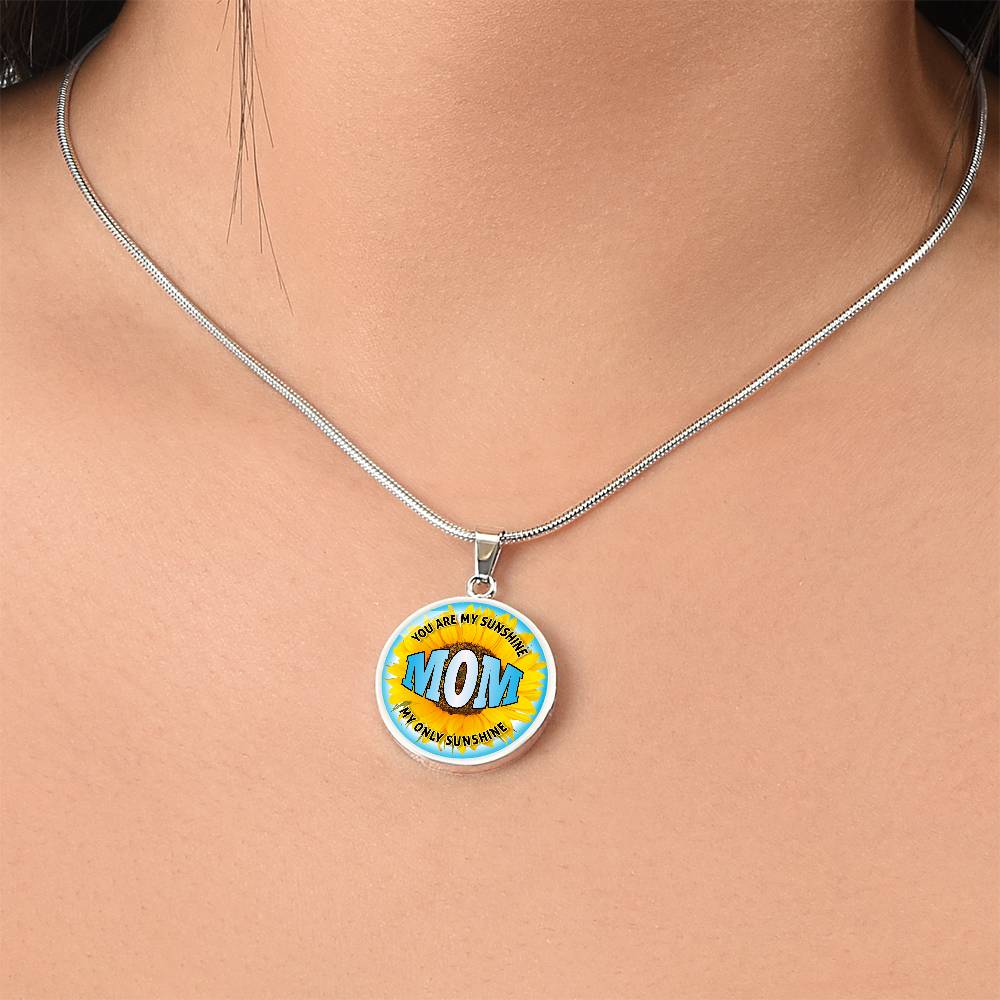 Luxury Graphic Circle Necklace - Mom