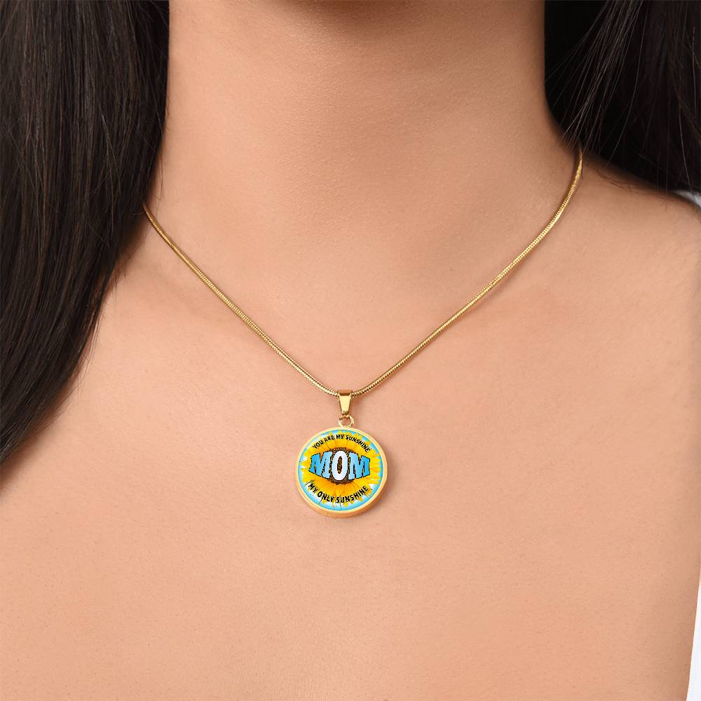 Luxury Graphic Circle Necklace - Mom