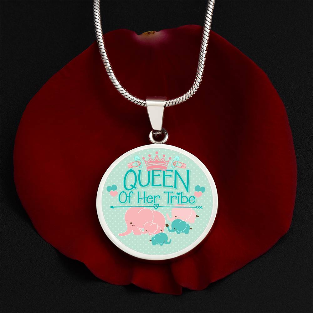 Luxury Graphic Circle Necklace - Queen of Her Tribe