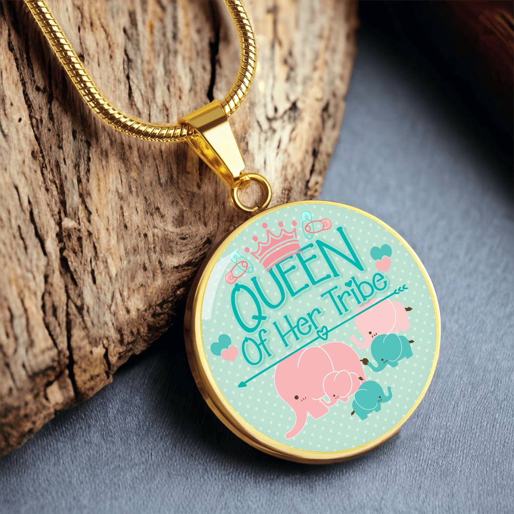 Luxury Graphic Circle Necklace - Queen of Her Tribe