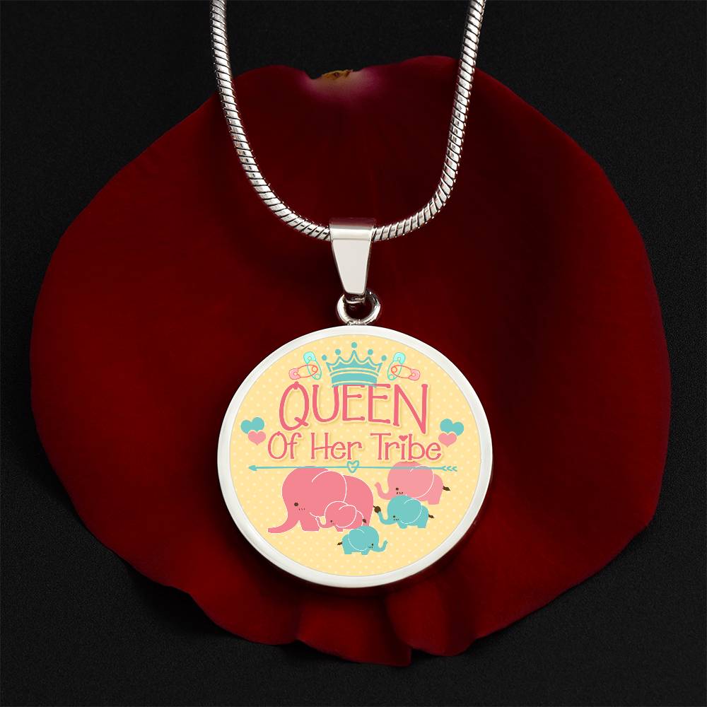 Luxury Graphic Circle Necklace - Queen of Her tribe