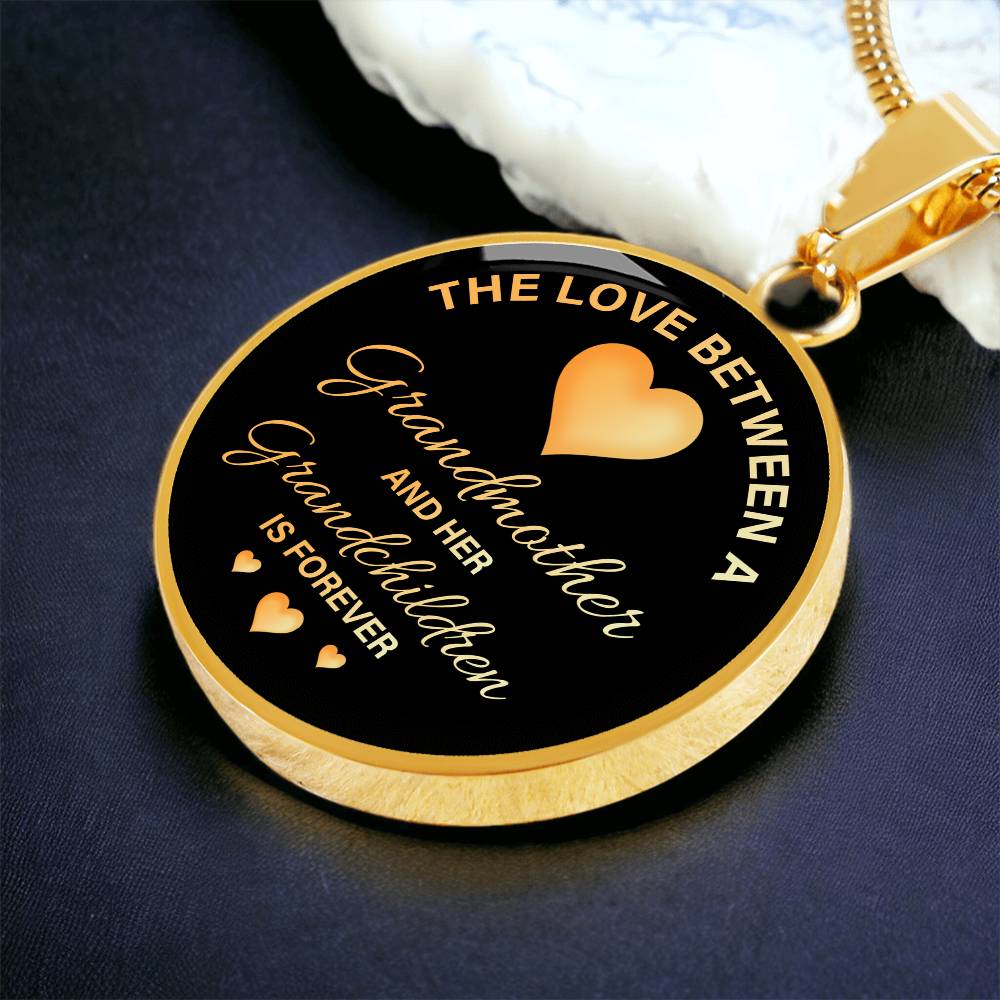 Luxury Graphic Circle Necklace - The love between a grandmother