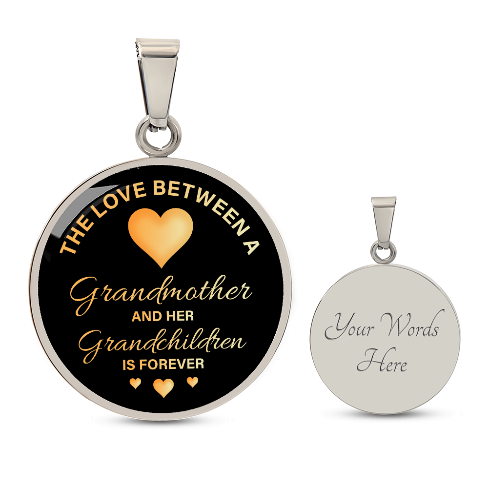 Luxury Graphic Circle Necklace - The love between a grandmother