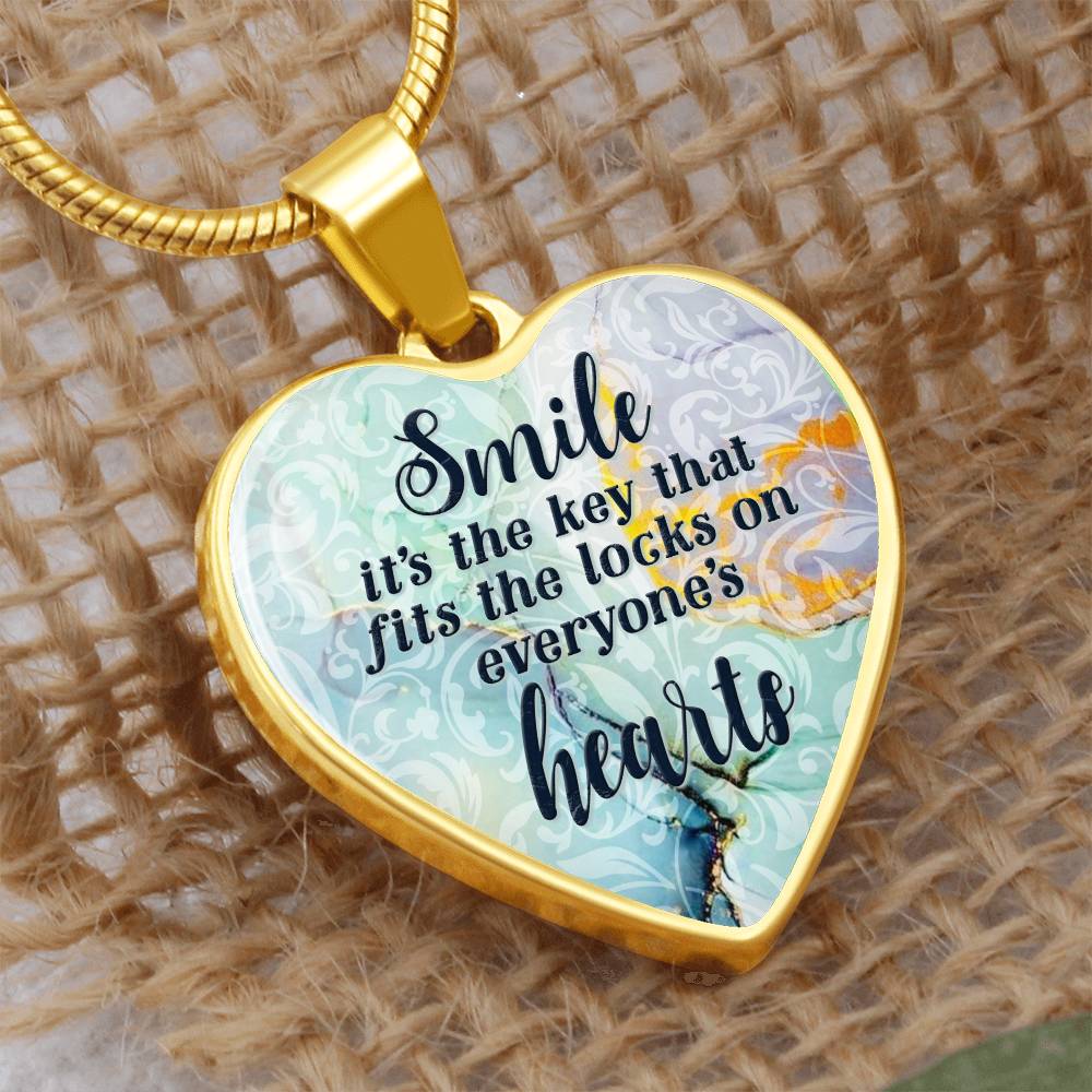 Luxury Graphic Heart Necklace - Smile