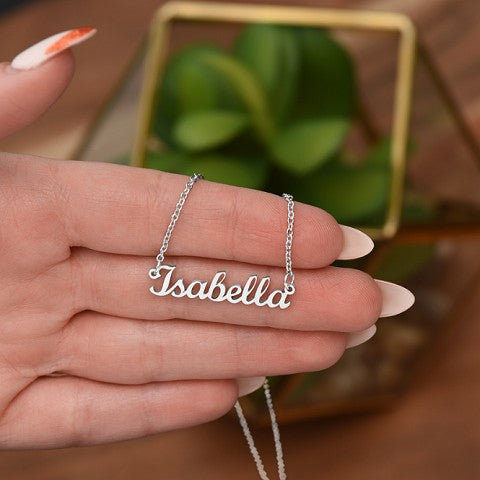 Personalized Name Necklace for Wife – Anniversary, Birthday, or Holiday Gift